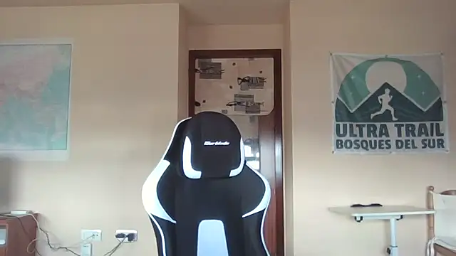 Snapshot of llopaco chatting on February 14, 2026, 10:48 am llopaco online show from February 14, 2026, 10:48 am