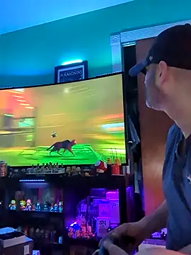 Novabear6996 online show from April 16, 2026, 6:03 am