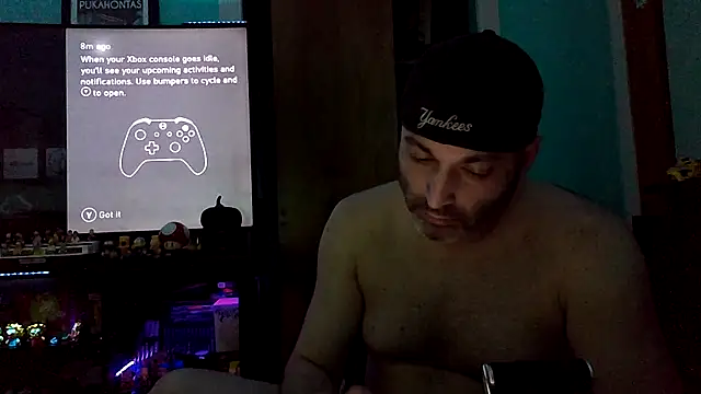 Novabear6996 online show from October 28, 2025, 7:07 am