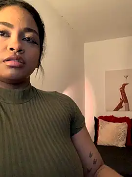 Dahiana Giil online show from September 29, 2025, 7:04 am