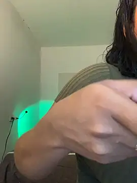 Dahiana Giil online show from September 16, 2025, 1:39 am