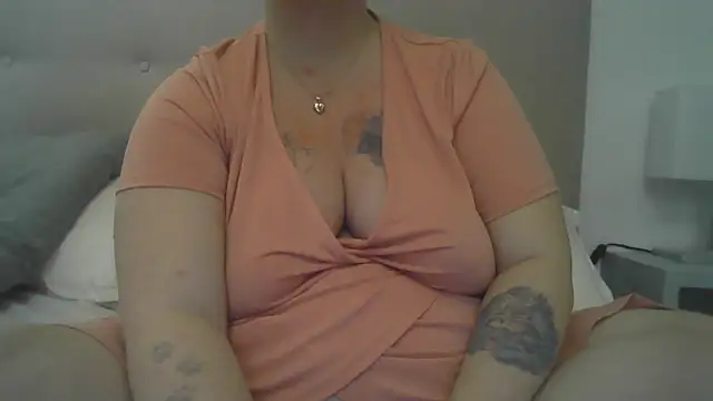 sizha6 online show from November 14, 2025, 12:31 pm