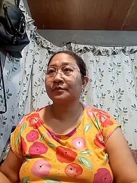 hotchubby88 online show from October 17, 2025, 11:56 am