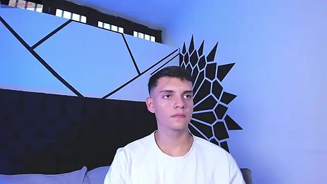 JacobRoberts1 online show from September 24, 2025, 8:15 pm