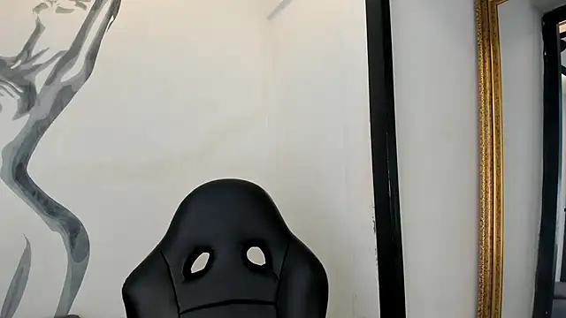 JacobRoberts1 online show from September 23, 2025, 2:57 pm