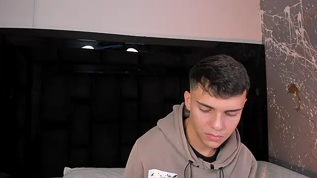 JacobRoberts1 online show from October 24, 2025, 10:09 pm