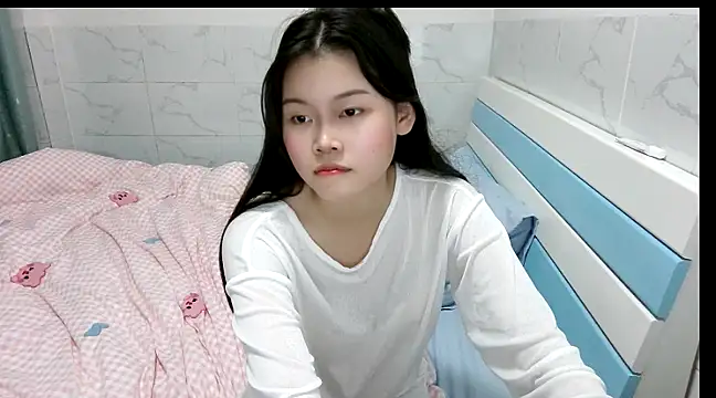 Snapshot of Miss_Leila520 chatting on February 22, 2025, 4:40 pm Miss Leila520 online show from February 22, 2025, 4:40 pm