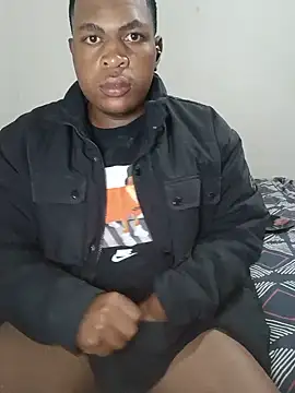 bosszonke123 online show from June 20, 2026, 4:23 pm