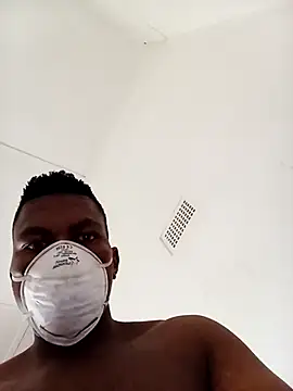 bosszonke123 online show from February 18, 2025, 7:54 am