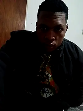 Snapshot of bosszonke123 chatting on May 9, 2026, 7:17 pm bosszonke123 online show from May 9, 2026, 7:17 pm