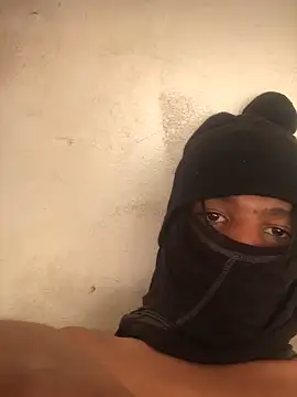 Snapshot of Smaragstr chatting on March 4, 2026, 12:57 pm Smaragstr online show from March 4, 2026, 12:57 pm