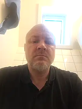 Lucifer29cm online show from February 22, 2025, 12:40 pm