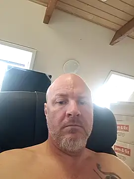 Lucifer29cm online show from February 15, 2025, 9:16 am