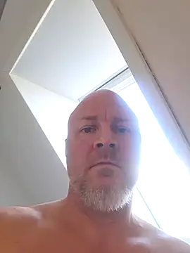 Lucifer29cm online show from February 14, 2025, 12:47 pm