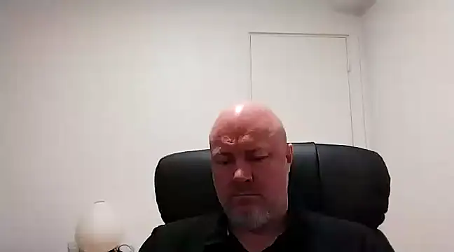 Lucifer29cm online show from March 11, 2025, 6:30 am