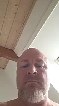 Lucifer29cm online show from February 15, 2025, 12:22 pm