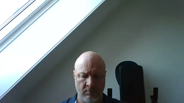 Lucifer29cm online show from September 26, 2025, 6:20 am