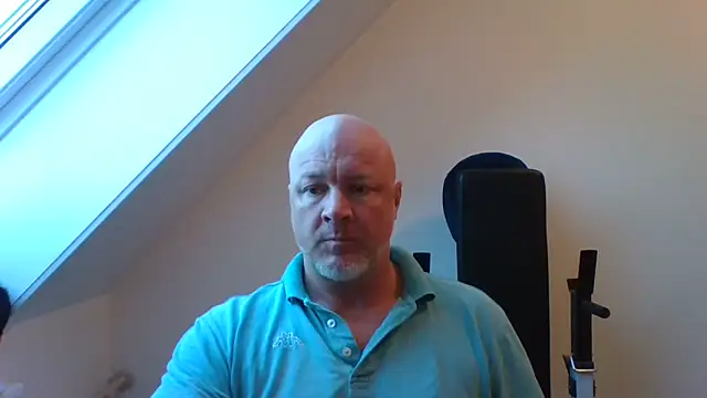 Lucifer29cm online show from November 3, 2025, 7:02 am