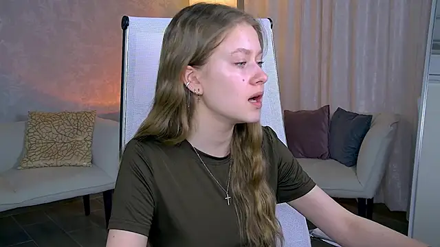 EveMundie online show from March 30, 2026, 9:11 am