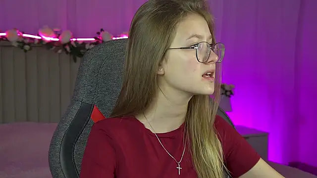 EveMundie online show from September 15, 2025, 6:25 am