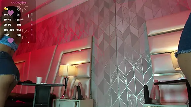 AnahisBennett online show from October 9, 2025, 3:40 am