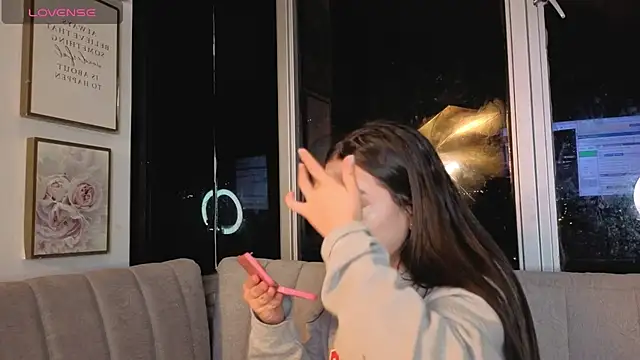 Ivanna West online show from April 8, 2026, 9:55 am