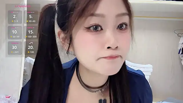 yueyue2003 online show from March 8, 2026, 12:52 pm