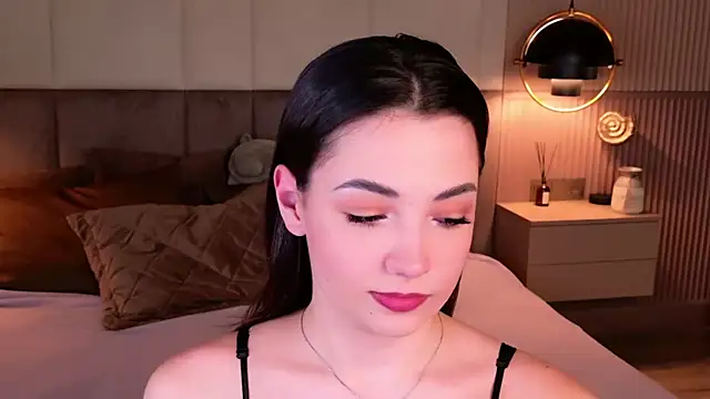 Alice Deleon online show from October 16, 2025, 6:32 am