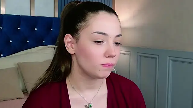 Alice Deleon online show from April 19, 2026, 6:10 pm