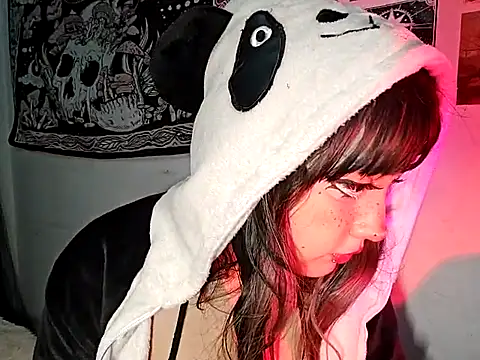 blue katt online show from March 21, 2025, 5:21 am