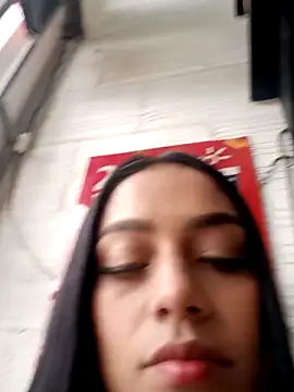 Emily sharlot online show from March 14, 2025, 9:43 pm