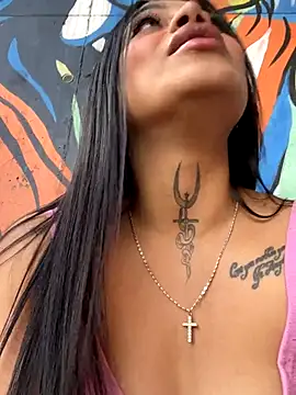 Emily sharlot online show from September 26, 2025, 8:59 pm