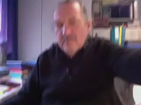 HMStraps01 online show from December 6, 2024, 2:00 pm