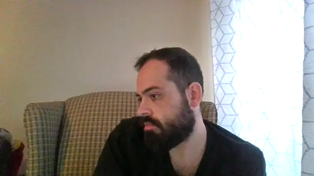 guccititi online show from November 14, 2025, 6:11 pm