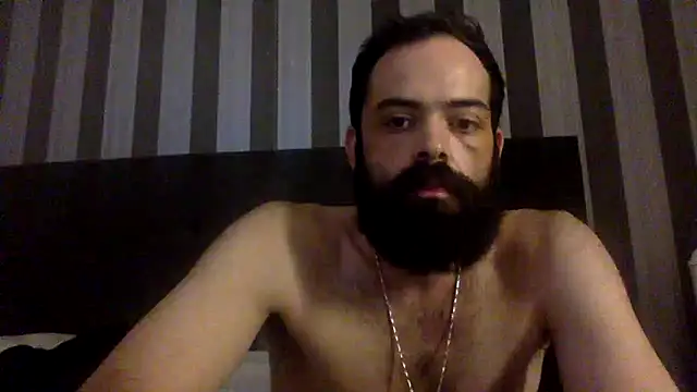 guccititi online show from September 17, 2025, 6:37 am