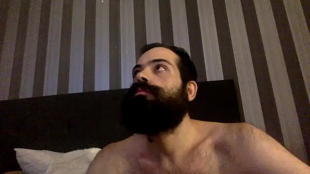 guccititi online show from September 29, 2025, 11:54 pm