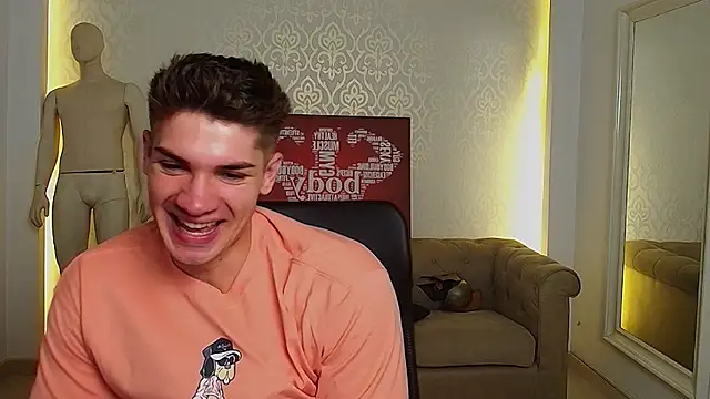 Snapshot of MaxKaiden chatting on September 24, 2025, 5:25 am MaxKaiden online show from September 24, 2025, 5:25 am