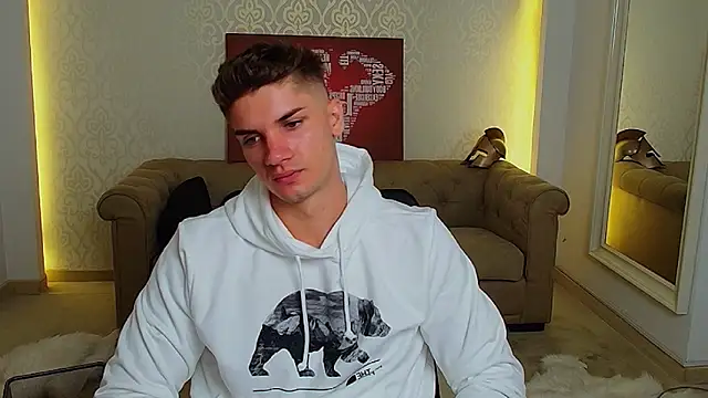 Snapshot of MaxKaiden chatting on September 17, 2025, 4:25 am MaxKaiden online show from September 17, 2025, 4:25 am