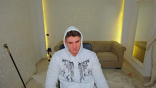 Snapshot of MaxKaiden chatting on November 6, 2025, 5:44 am MaxKaiden online show from November 6, 2025, 5:44 am