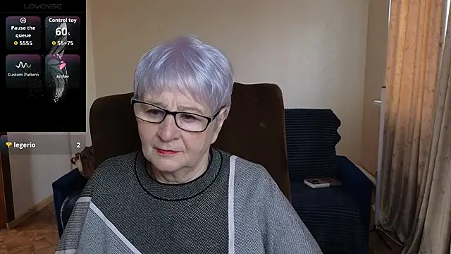 Snapshot of Sandra_Snowflake chatting on March 30, 2026, 4:14 am Sandra Snowflake online show from March 30, 2026, 4:14 am