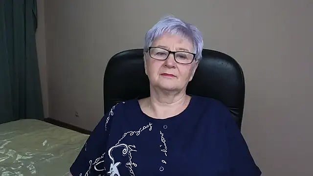 Sandra Snowflake online show from March 17, 2025, 4:29 am