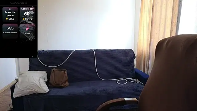 Snapshot of Sandra_Snowflake chatting on April 6, 2026, 11:44 am Sandra Snowflake online show from April 6, 2026, 11:44 am