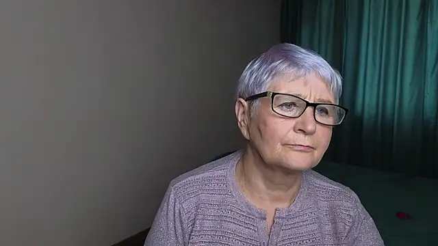 Sandra Snowflake online show from September 18, 2025, 11:35 am