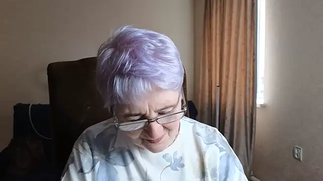 Snapshot of Sandra_Snowflake chatting on April 14, 2026, 3:55 am Sandra Snowflake online show from April 14, 2026, 3:55 am