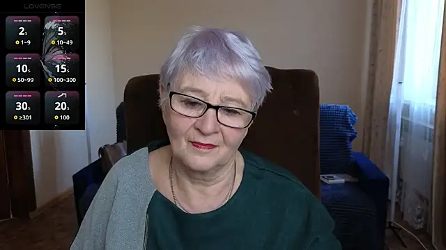 Snapshot of Sandra_Snowflake chatting on March 31, 2026, 4:47 am Sandra Snowflake online show from March 31, 2026, 4:47 am