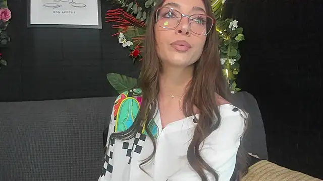 Snapshot of IngAdn chatting on March 16, 2025, 2:11 pm IngAdn online show from March 16, 2025, 2:11 pm