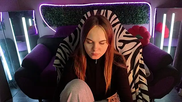 Dyna bae online show from November 16, 2025, 4:01 pm