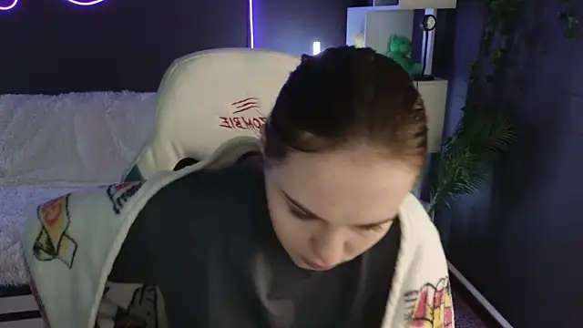 Dyna bae online show from September 15, 2025, 2:12 am