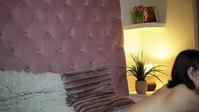 MaiaMini online show from January 15, 2026, 8:56 pm