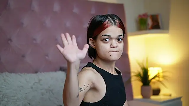 MaiaMini online show from January 8, 2026, 9:32 pm